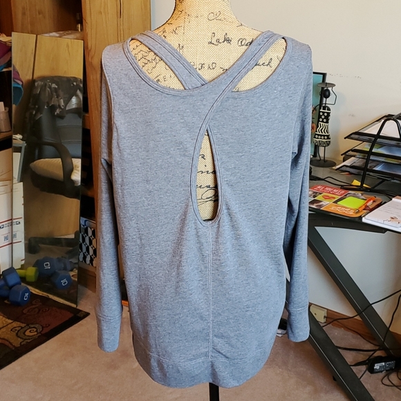 Old Navy Active size Large grey pullover - Picture 1 of 11